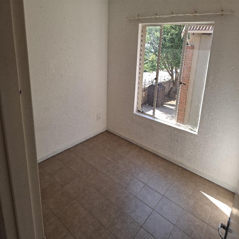 To Let 2 Bedroom Property for Rent in Rietvalleirand Gauteng