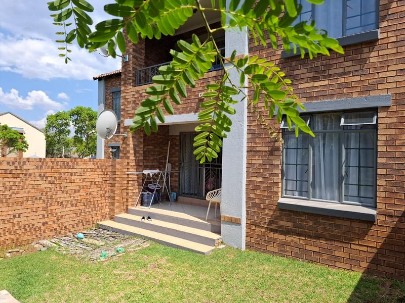 To Let 2 Bedroom Property for Rent in Mooikloof Ridge Gauteng