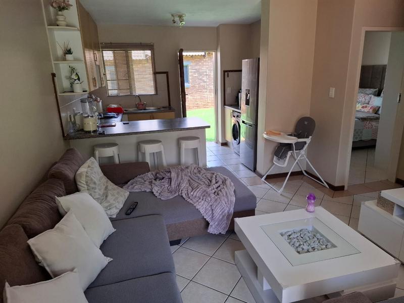 To Let 2 Bedroom Property for Rent in Mooikloof Ridge Gauteng