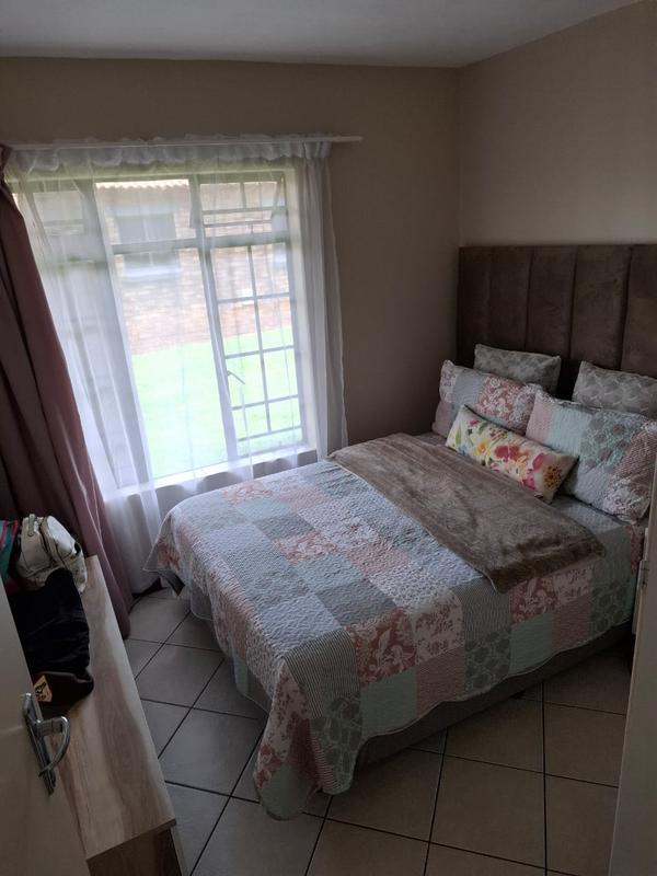 To Let 2 Bedroom Property for Rent in Mooikloof Ridge Gauteng