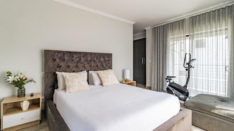 To Let 4 Bedroom Property for Rent in Bryanston Gauteng