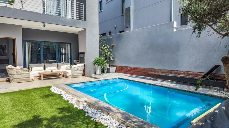 To Let 4 Bedroom Property for Rent in Bryanston Gauteng