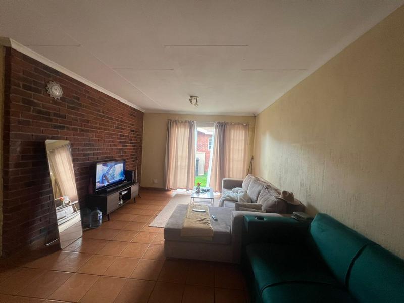 To Let 2 Bedroom Property for Rent in West Village Gauteng