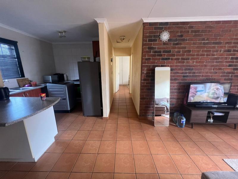 To Let 2 Bedroom Property for Rent in West Village Gauteng