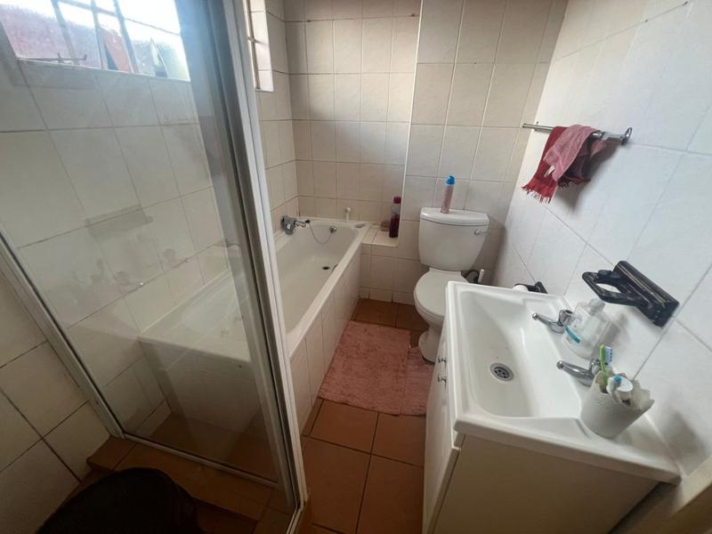 To Let 2 Bedroom Property for Rent in West Village Gauteng