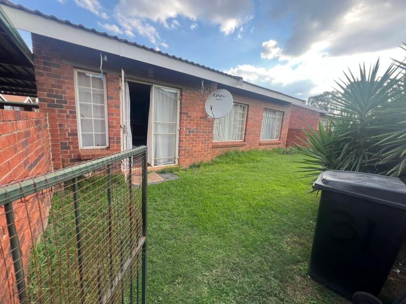 To Let 2 Bedroom Property for Rent in West Village Gauteng