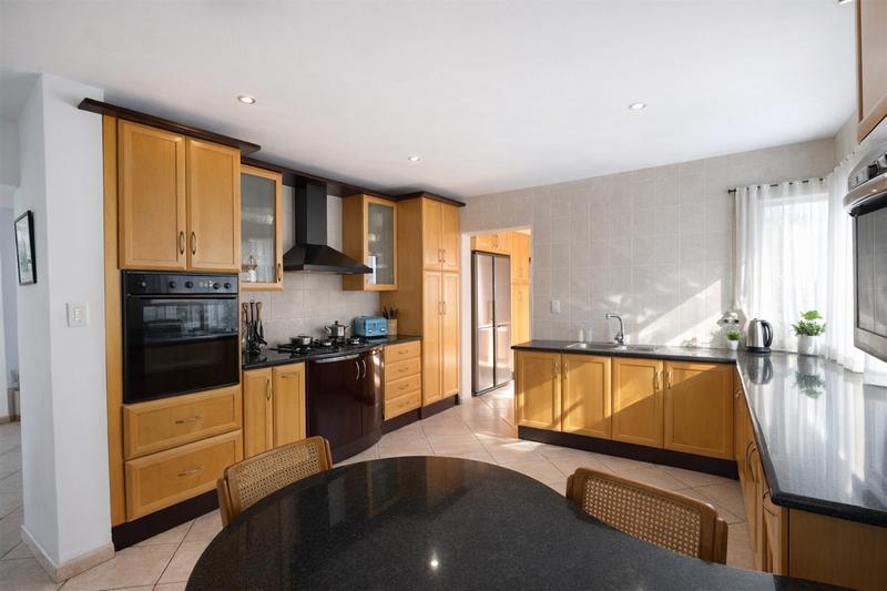 3 Bedroom Property for Sale in Bedfordview Gauteng