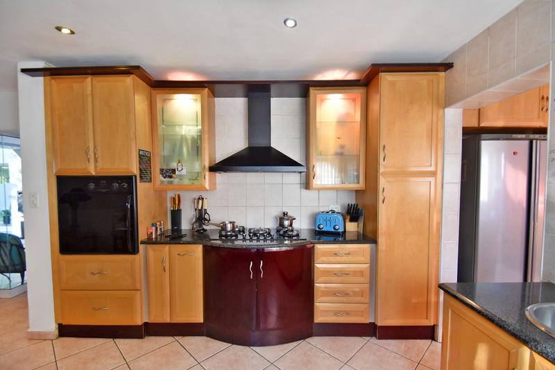3 Bedroom Property for Sale in Bedfordview Gauteng