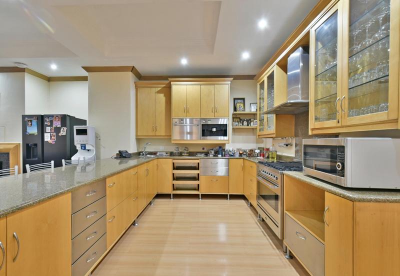6 Bedroom Property for Sale in Cornwall Hill Gauteng