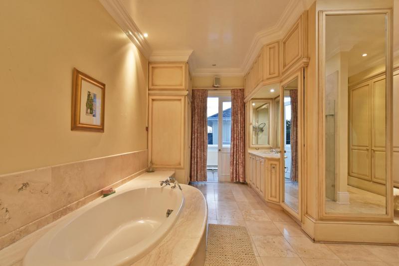 6 Bedroom Property for Sale in Cornwall Hill Gauteng