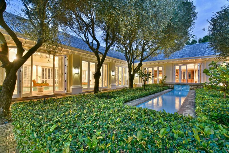 6 Bedroom Property for Sale in Cornwall Hill Gauteng