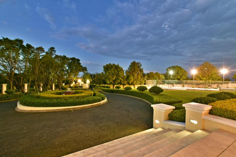 6 Bedroom Property for Sale in Cornwall Hill Gauteng