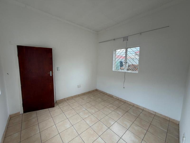 To Let 2 Bedroom Property for Rent in Laudium Gauteng