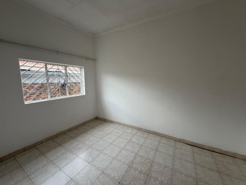 To Let 2 Bedroom Property for Rent in Laudium Gauteng