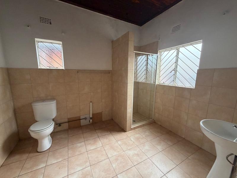 To Let 2 Bedroom Property for Rent in Laudium Gauteng