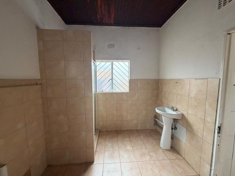 To Let 2 Bedroom Property for Rent in Laudium Gauteng