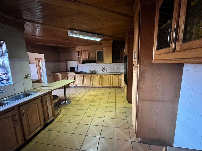 5 Bedroom Property for Sale in Benoni Gauteng