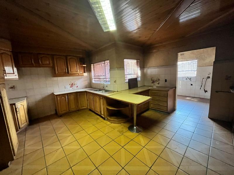 5 Bedroom Property for Sale in Benoni Gauteng