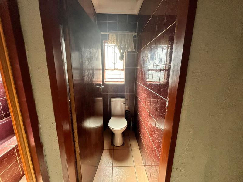 5 Bedroom Property for Sale in Benoni Gauteng