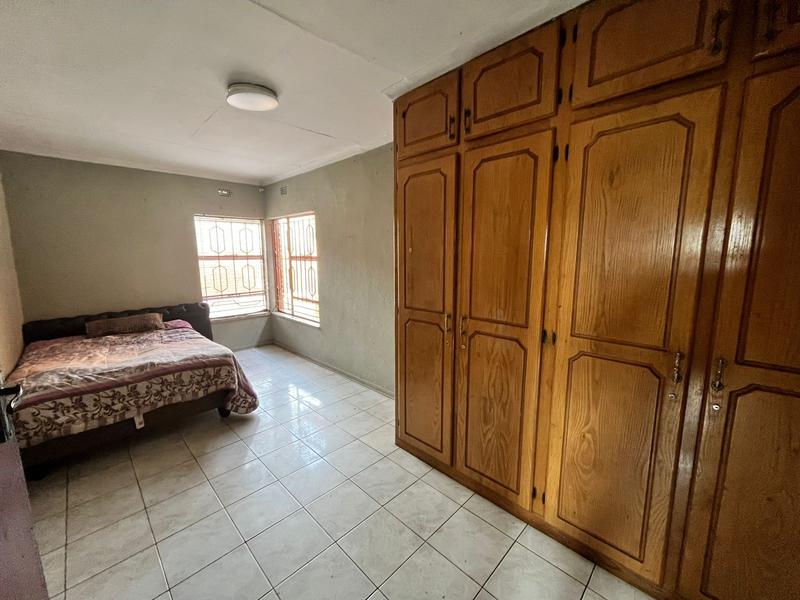 5 Bedroom Property for Sale in Benoni Gauteng