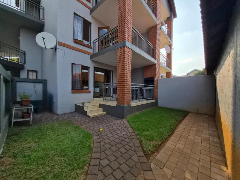 2 Bedroom Property for Sale in Country View Estate Gauteng