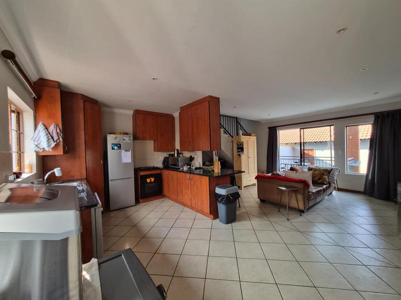 2 Bedroom Property for Sale in Country View Estate Gauteng