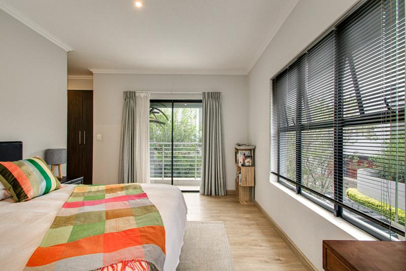 To Let 4 Bedroom Property for Rent in Bryanston Gauteng