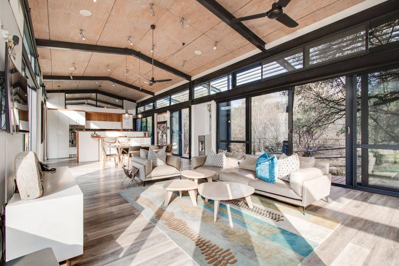 To Let 5 Bedroom Property for Rent in Helderfontein Estate Gauteng