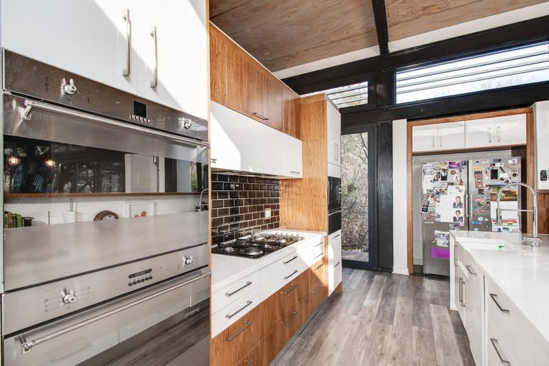 To Let 5 Bedroom Property for Rent in Helderfontein Estate Gauteng