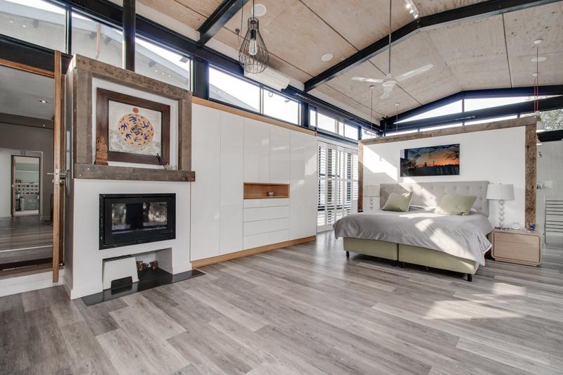 To Let 5 Bedroom Property for Rent in Helderfontein Estate Gauteng