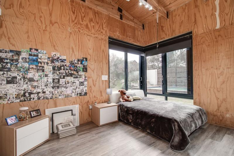 To Let 5 Bedroom Property for Rent in Helderfontein Estate Gauteng