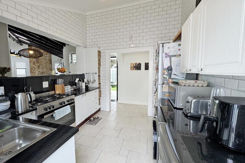 3 Bedroom Property for Sale in Sandown Gauteng