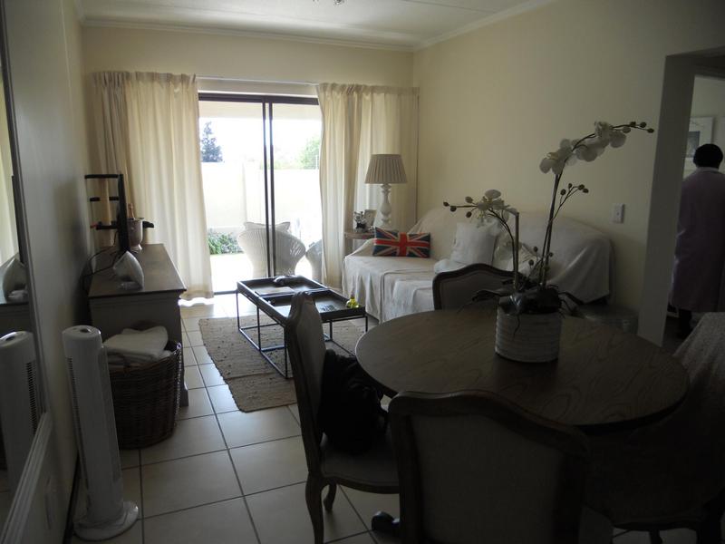 To Let 1 Bedroom Property for Rent in Bryanston Gauteng