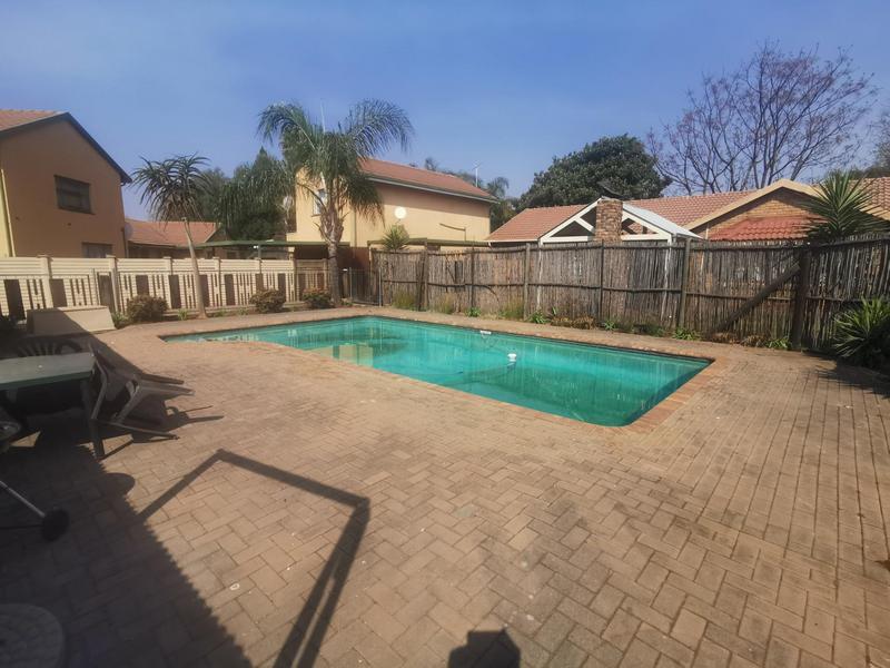 1 Bedroom Property for Sale in Wierda Park Gauteng