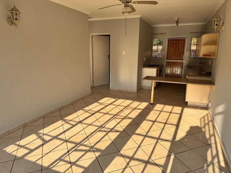 2 Bedroom Property for Sale in Wierda Park Gauteng