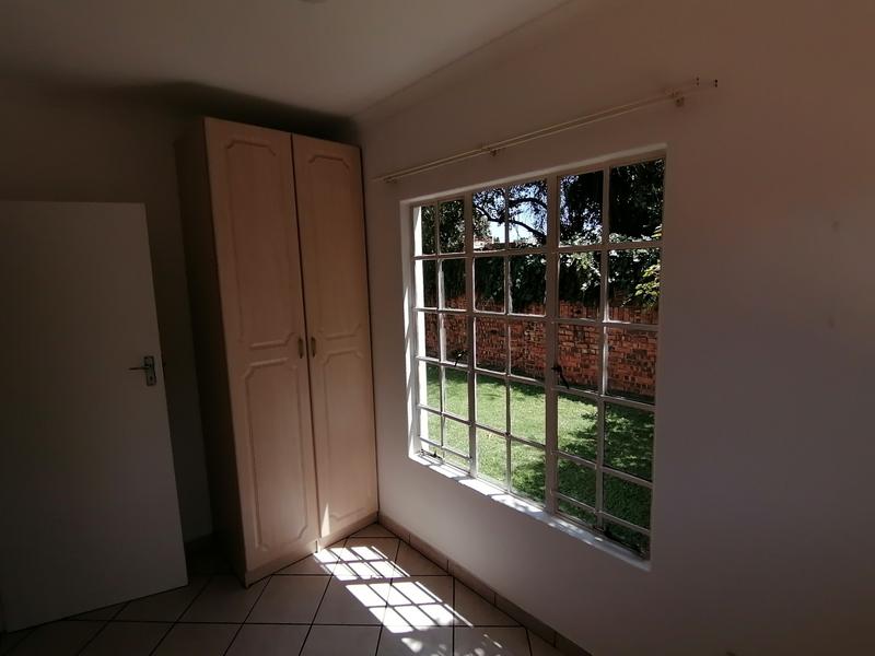 2 Bedroom Property for Sale in Wierda Park Gauteng