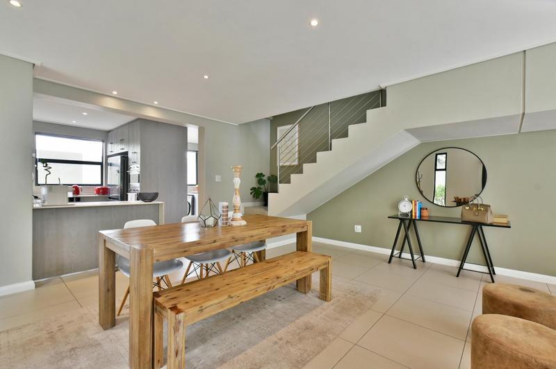 3 Bedroom Property for Sale in Bryanston Gauteng