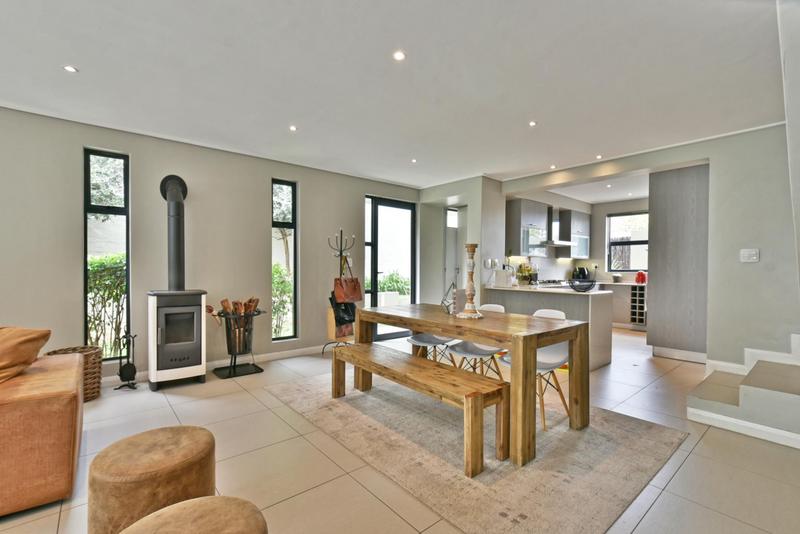 3 Bedroom Property for Sale in Bryanston Gauteng