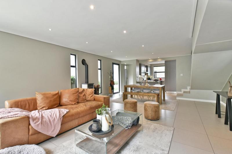 3 Bedroom Property for Sale in Bryanston Gauteng