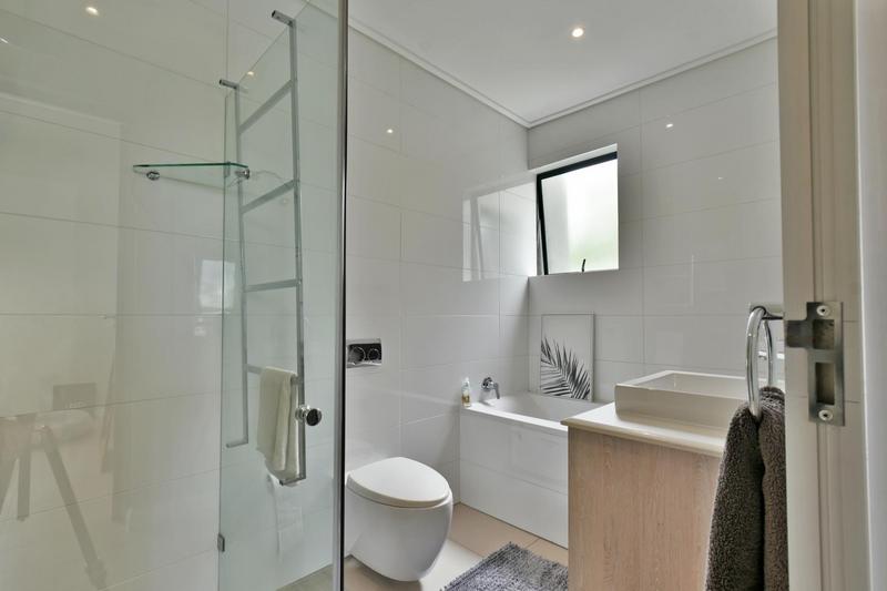 3 Bedroom Property for Sale in Bryanston Gauteng