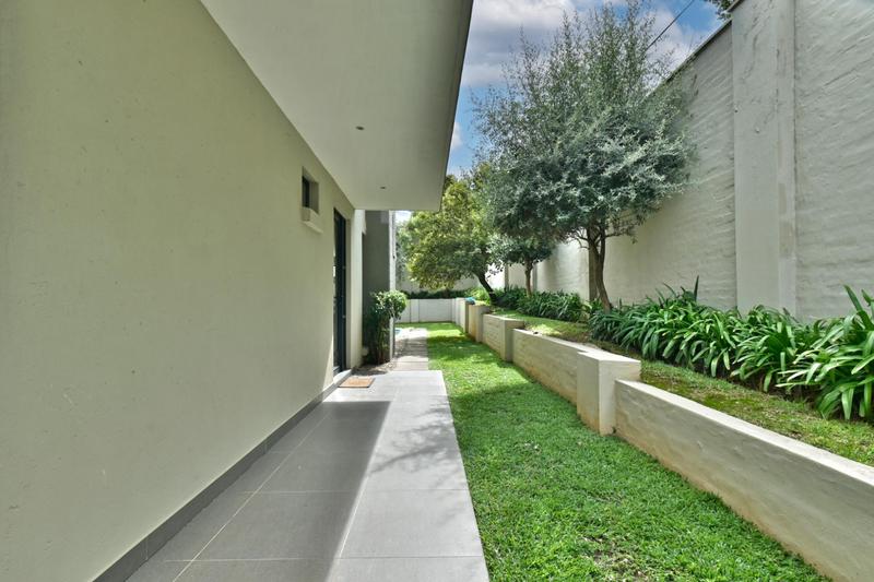 3 Bedroom Property for Sale in Bryanston Gauteng