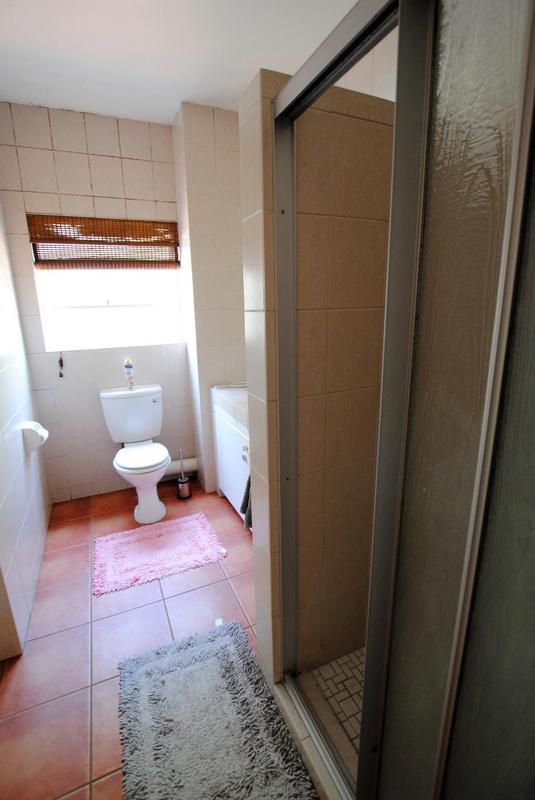 To Let 2 Bedroom Property for Rent in Rivonia Gauteng