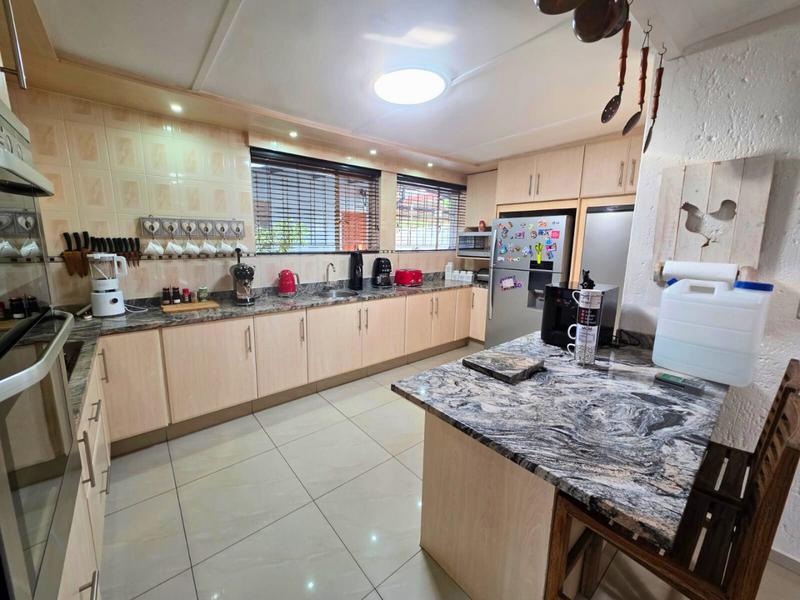 3 Bedroom Property for Sale in Birchleigh Gauteng