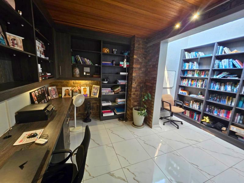 3 Bedroom Property for Sale in Birchleigh Gauteng