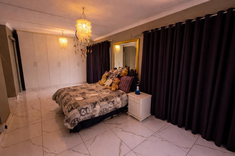 3 Bedroom Property for Sale in Birchleigh Gauteng