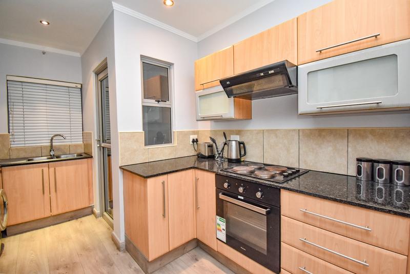 To Let 2 Bedroom Property for Rent in Sandhurst Gauteng