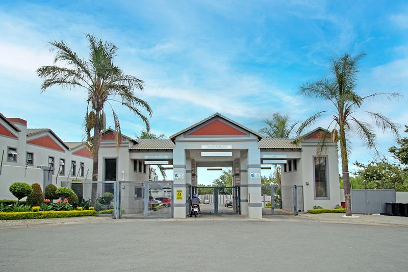 2 Bedroom Property for Sale in Honeydew Gauteng