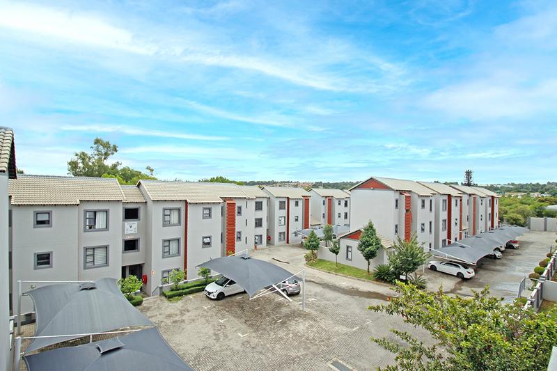 2 Bedroom Property for Sale in Honeydew Gauteng