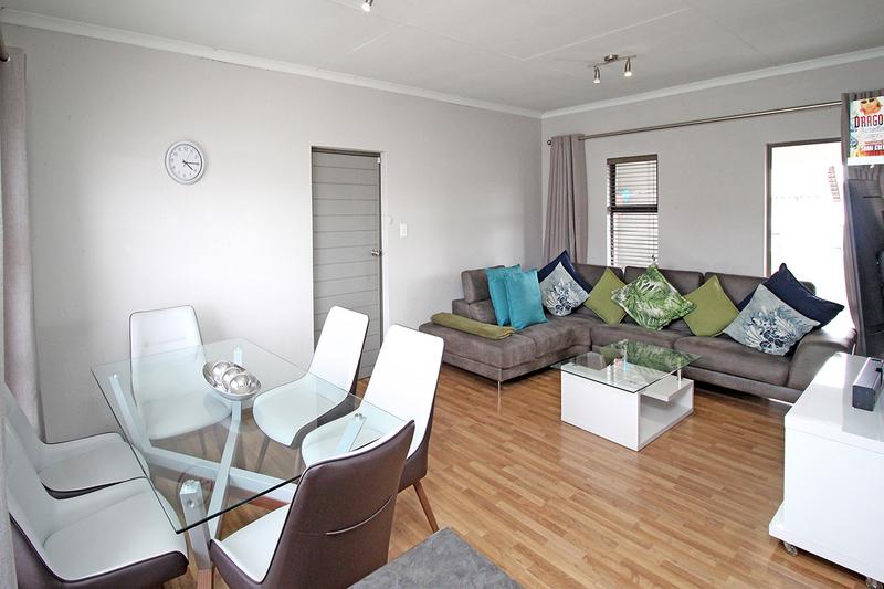 2 Bedroom Property for Sale in Honeydew Gauteng