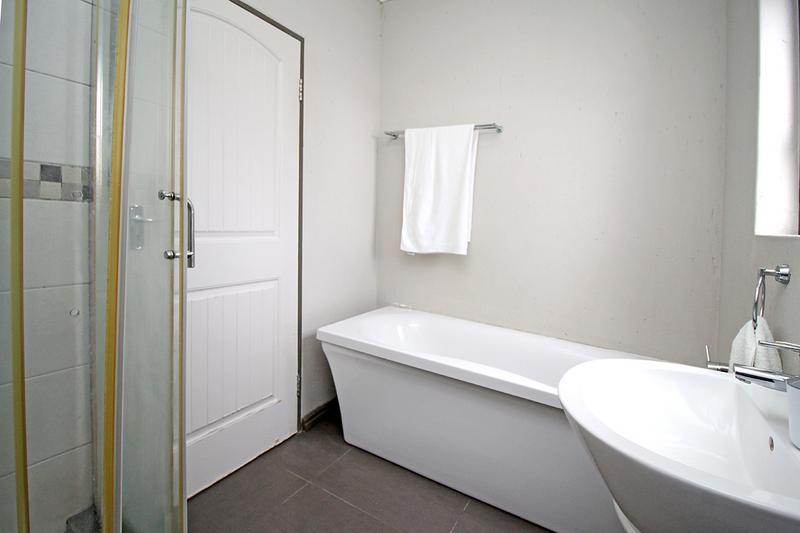 2 Bedroom Property for Sale in Honeydew Gauteng